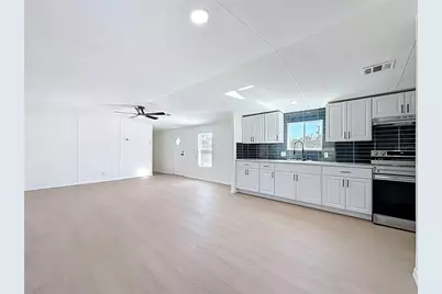 9421 Costine Meadows Drive, Lakeland, FL 33809 - Photo 9