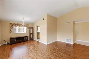 7711 Ravana Dr, Orlando, FL 32822 - Photo 11