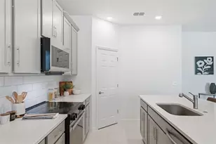 717 Farfields St, Deland, FL 32724 - Photo 17