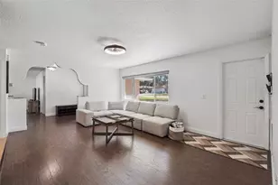 6812 Tamarind Cir, Orlando, FL 32819 - Photo 9