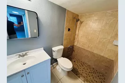 2785 L B McLeod Road #B, Orlando, FL 32805 - Photo 7