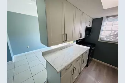 2785 L B McLeod Road #B, Orlando, FL 32805 - Photo 3