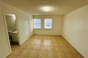 2775 L B McLeod Rd, Orlando, FL 32805 - Photo 9