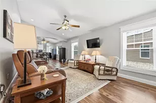 1406 Challenger Ave, Davenport, FL 33897 - Photo 7