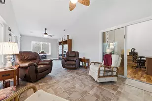 1406 Challenger Ave, Davenport, FL 33897 - Photo 5