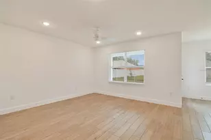 9365 N Del Rio Way, Citrus Springs, FL 34434 - Photo 5