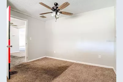 106 E Rosehill Avenue, Deland, FL 32724 - Photo 17