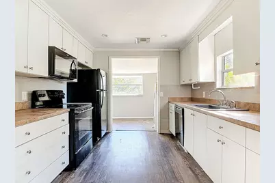 106 E Rosehill Avenue, Deland, FL 32724 - Photo 3