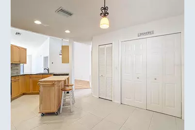 15005 Redcliff Drive, Tampa, FL 33625 - Photo 11