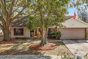 15005 Redcliff Dr, Tampa, FL 33625 - Photo 3