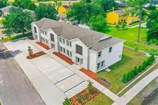 172 Bowie Ln, Kissimmee, FL 34743 - Photo 1