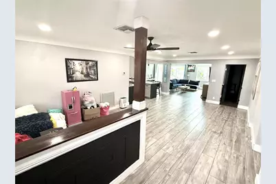 8280 32nd Avenue N, Saint Petersburg, FL 33710 - Photo 5