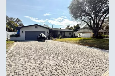 8280 32nd Avenue N, Saint Petersburg, FL 33710 - Photo 1