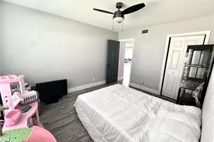 8280 32nd Ave N, Saint Petersburg, FL 33710 - Photo 27