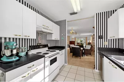 954 Avalon Avenue, The Villages, FL 32159 - Photo 33