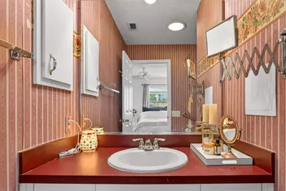 954 Avalon Avenue, The Villages, FL 32159 - Photo 47