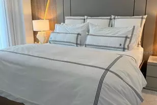 20505 E Country Club Dr, Miami, FL 33180 - Photo 13