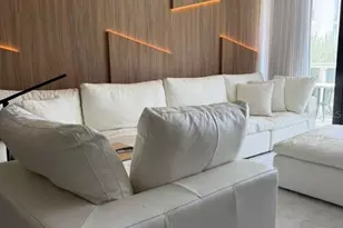 20505 E Country Club Dr, Miami, FL 33180 - Photo 17