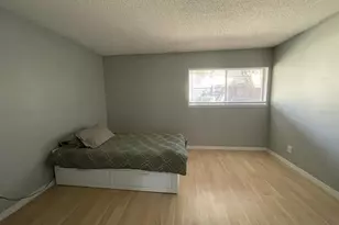 6346 Newtown Cir, Tampa, FL 33615 - Photo 5