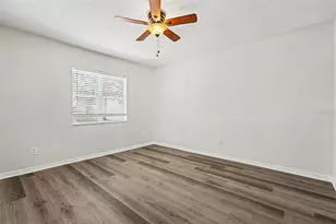 404 Vine Cliff St, Ruskin, FL 33570 - Photo 13