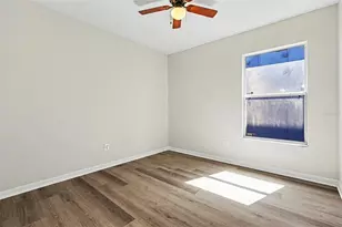 404 Vine Cliff St, Ruskin, FL 33570 - Photo 21