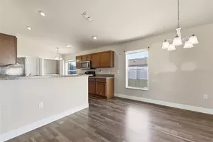 1051 Mystery Cir, Davenport, FL 33837 - Photo 7