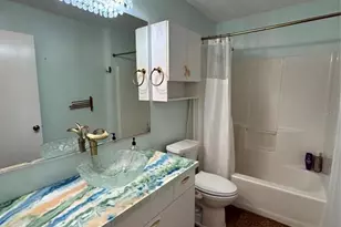 413 Calzada Ct, Lady Lake, FL 32159 - Photo 41