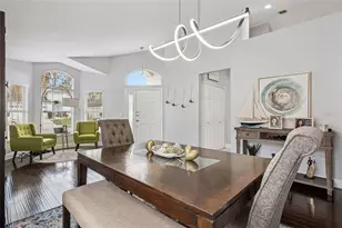 8128 Woodsworth Dr, Orlando, FL 32817 - Photo 9