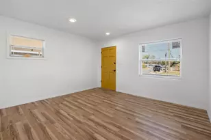 6146 Dahlia Dr, Orlando, FL 32807 - Photo 9