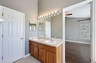 8880 Christie Dr, Largo, FL 33771 - Photo 35