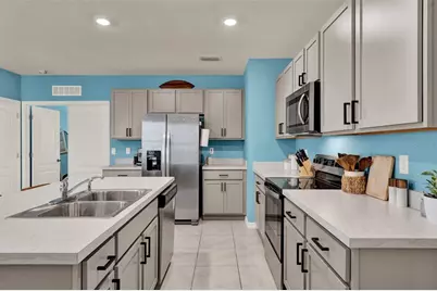 929 August Sky Dr, Deltona, FL 32738 - Photo 5