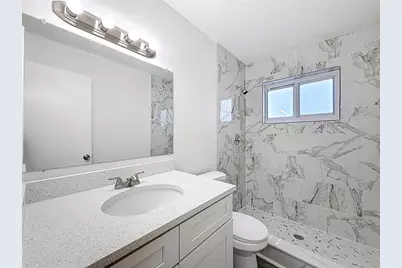 819 Helmsman Way, Palm Harbor, FL 34685 - Photo 17