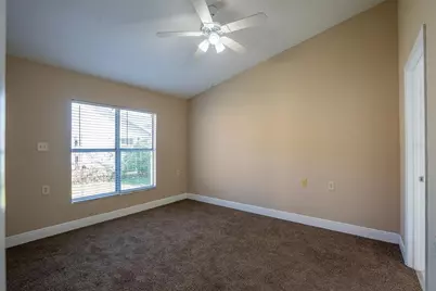 1025 Clovercrest Road, Orlando, FL 32811 - Photo 11