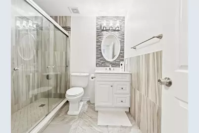 2285 Fox Wood Court, Saint Cloud, FL 34771 - Photo 17