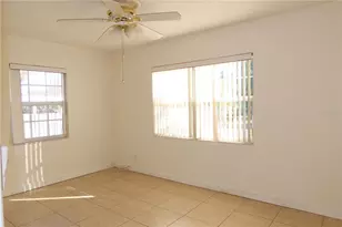 3713 Benson Ave N, Saint Petersburg, FL 33713 - Photo 9