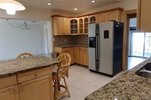 3713 Benson Ave N, Saint Petersburg, FL 33713 - Photo 5