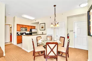 8113 Resort Village Dr, Orlando, FL 32821 - Photo 9