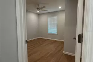 111 W Pearl St, Minneola, FL 34715 - Photo 9