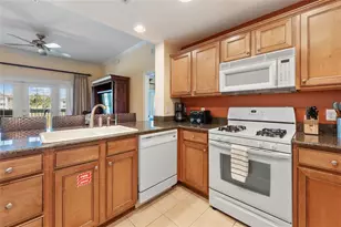 1597 Heritage Crossing Ct, Reunion, FL 34747 - Photo 9