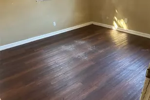 11114 N Dixon Ave, Tampa, FL 33612 - Photo 3