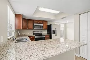 1657 Palm Leaf Dr, Brandon, FL 33510 - Photo 7