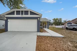 3339 Queens Cove Loop, Winter Haven, FL 33880 - Photo 1