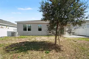2735 Rowan St, Tavares, FL 32778 - Photo 35