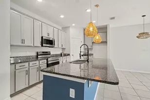2735 Rowan St, Tavares, FL 32778 - Photo 11