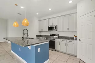 2735 Rowan St, Tavares, FL 32778 - Photo 13