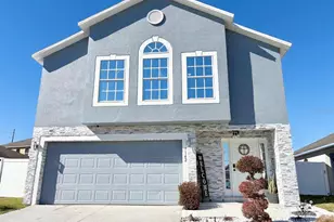 3142 Whispering Trails St, Winter Haven, FL 33884 - Photo 1