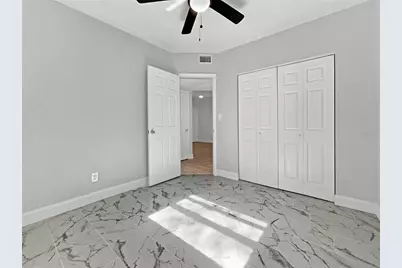 10512 51st Terrace N, Saint Petersburg, FL 33708 - Photo 13