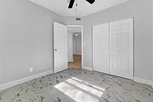 10512 51st Terrace N, Saint Petersburg, FL 33708 - Photo 13