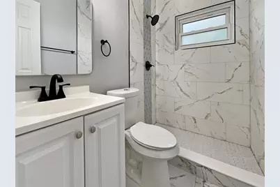 10512 51st Terrace N, Saint Petersburg, FL 33708 - Photo 17