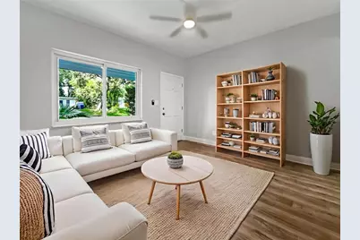 10512 51st Terrace N, Saint Petersburg, FL 33708 - Photo 3